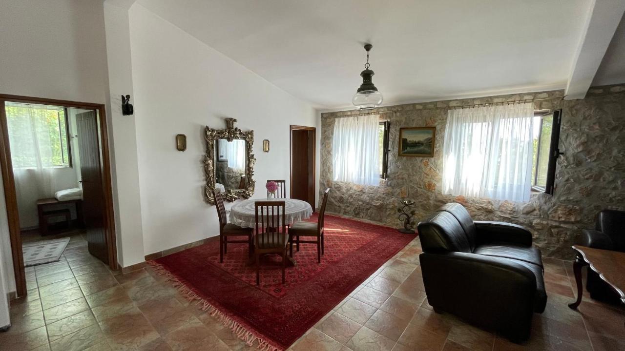 House In The Mountains Near Budva Extérieur photo