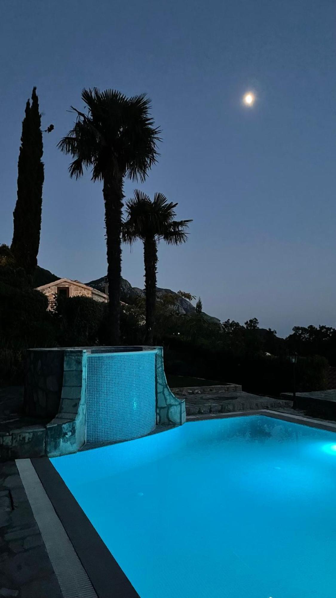 House In The Mountains Near Budva Extérieur photo